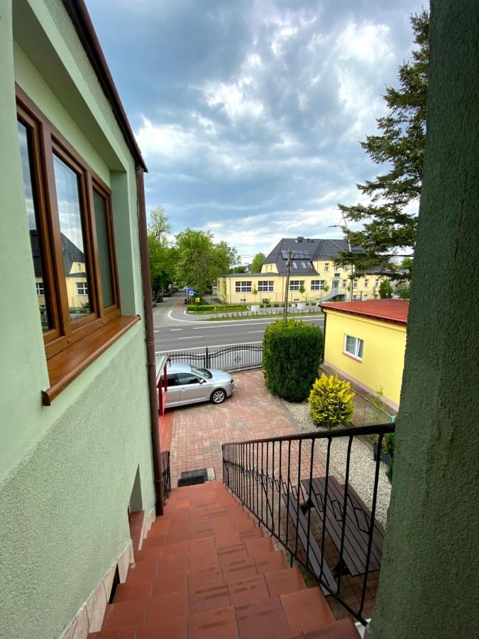 Zefir Pokoje Apartment Uniescie Luaran gambar