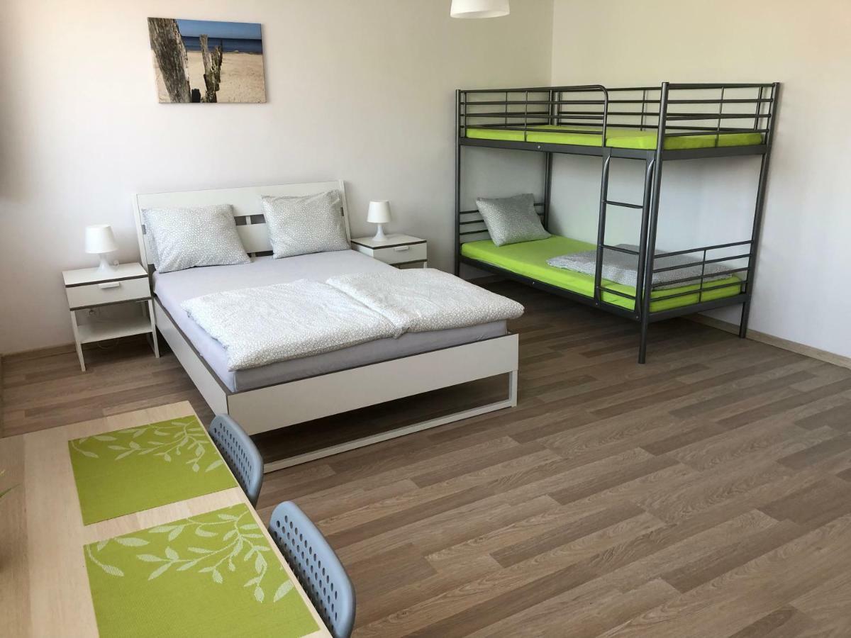 Zefir Pokoje Apartment Uniescie Luaran gambar